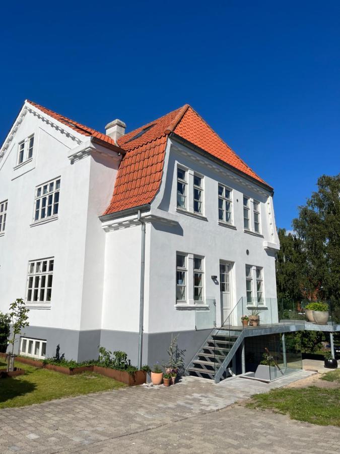 Tyge Brahes Vej 33 Hotell Ålborg Exteriör bild